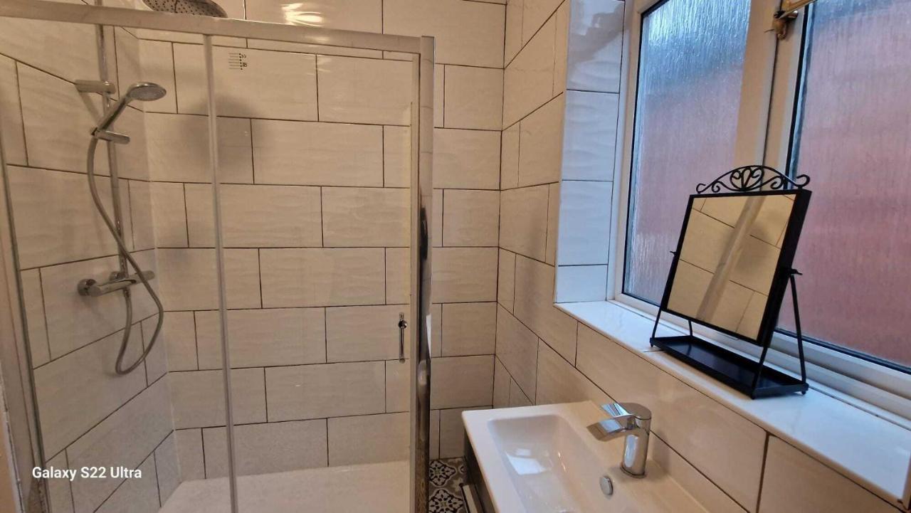 Sapphire Apartments Кардіфф Екстер'єр фото